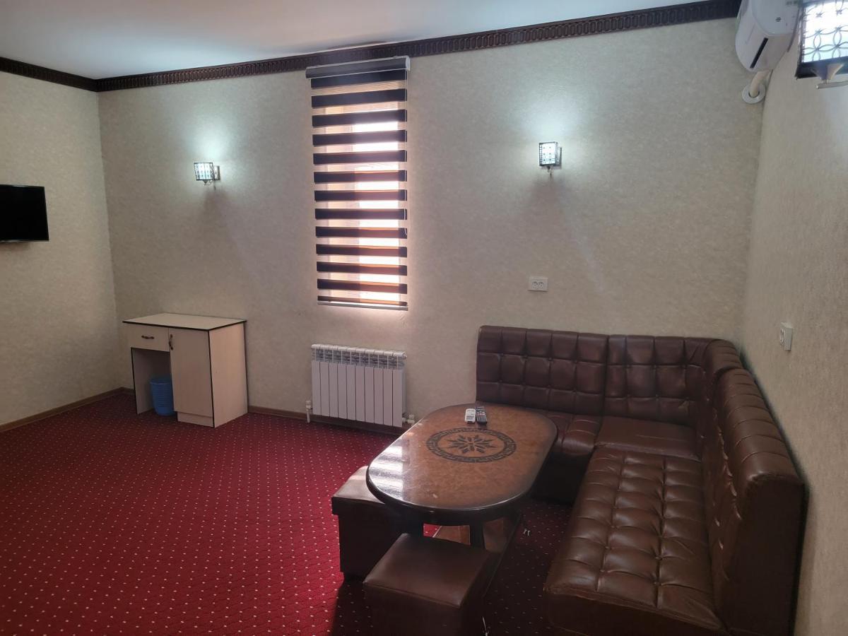 Mufarshox Hotel Buxoro Ngoại thất bức ảnh